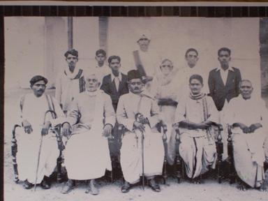 విజయనగరం సంగీత కళాశాల అధ్యాపకవర్గం విజయనగరం సంగీత కళాశాల అధ్యాపకవర్గం