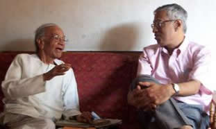 సంగీతరావుగారితో వ్యాసరచయిత (చెన్నై, డిసెంబర్ 2004) సంగీతరావుగారితో వ్యాసరచయిత (చెన్నై, డిసెంబర్ 2004)